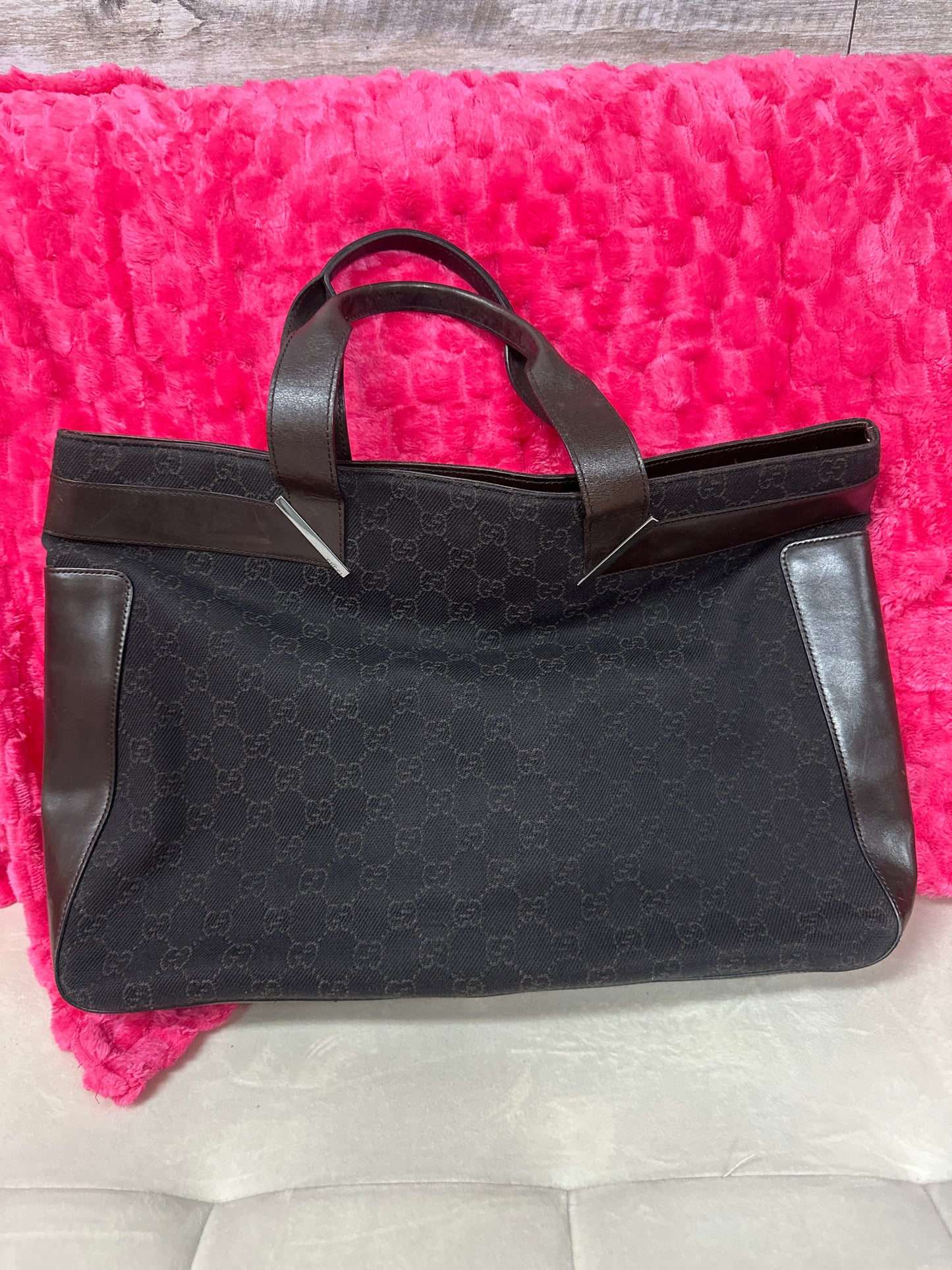 Pre loved Gucci Brown large #16