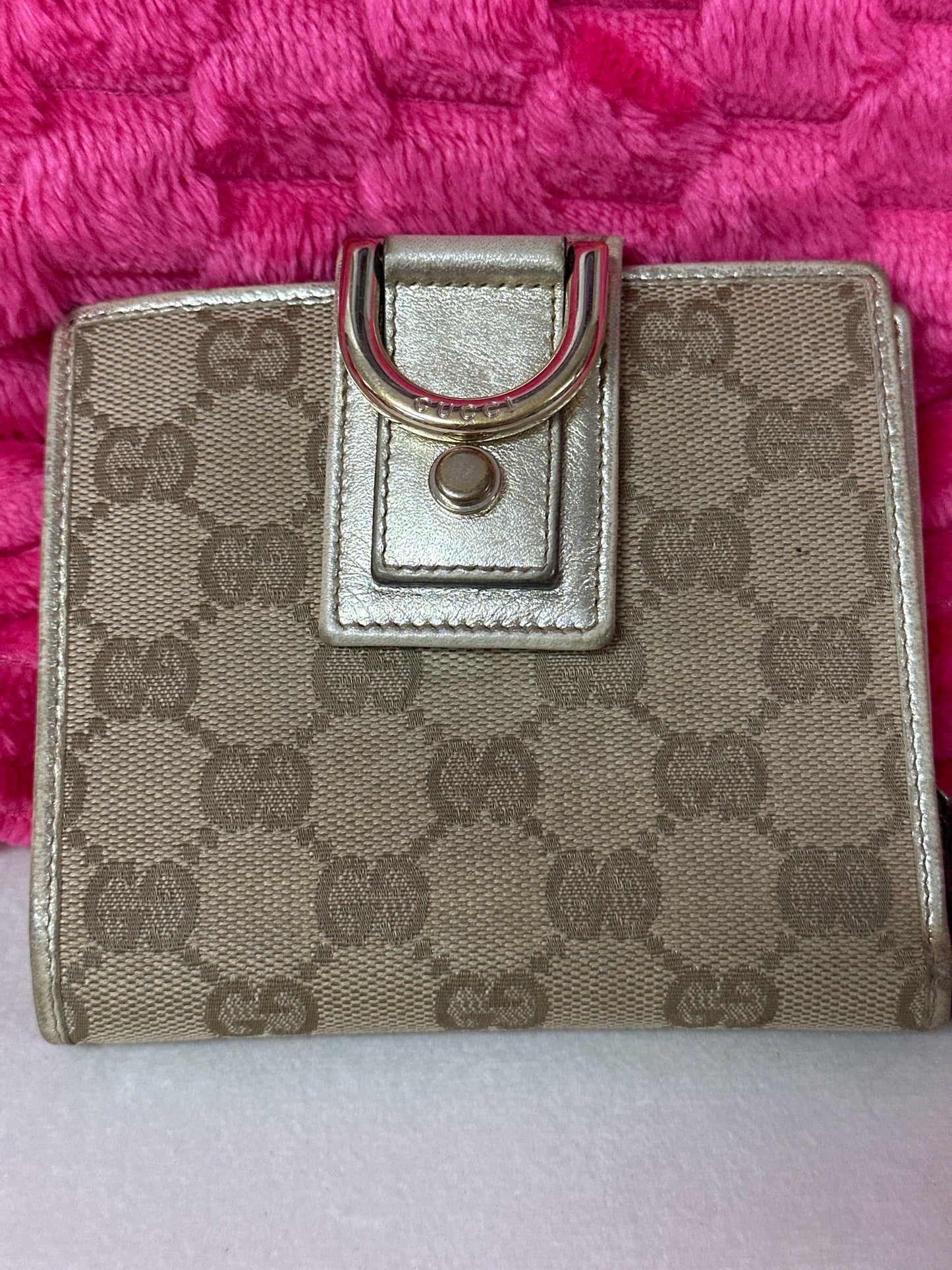 pre loved Gucci wallet #44