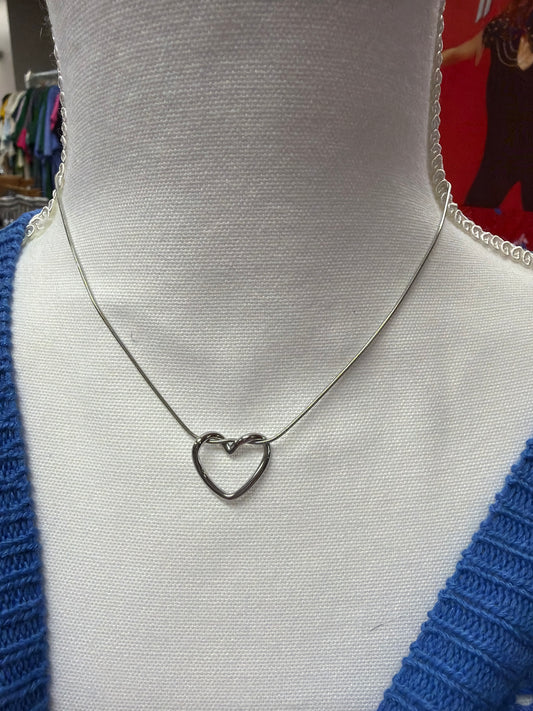 Tangled in love heart necklace waterproof