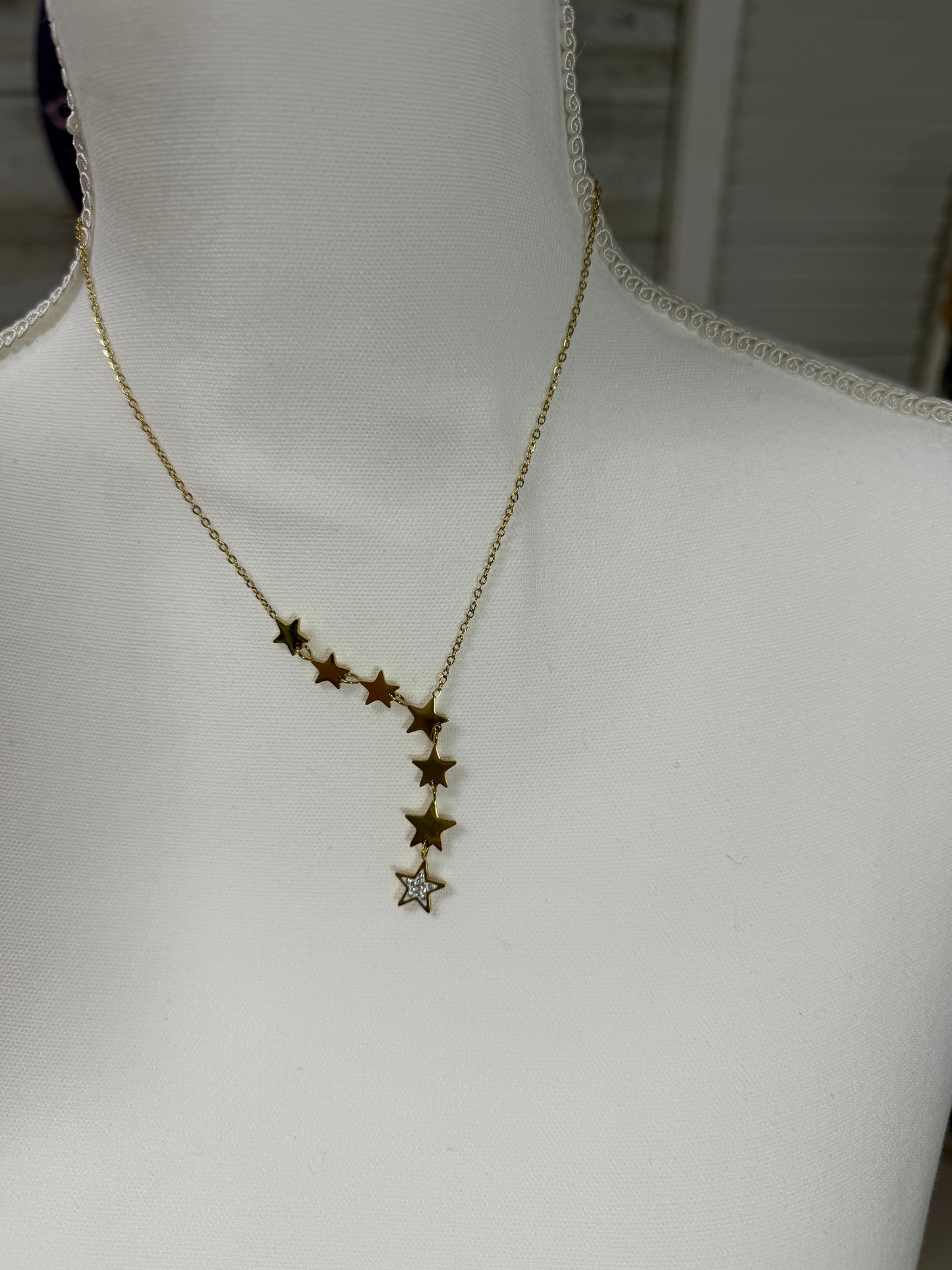 18K Non Tarnish star necklace MIA
