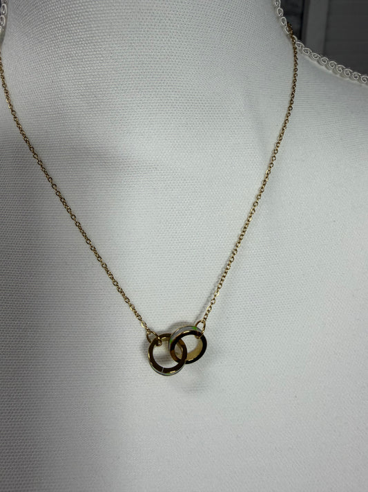 18k Non tarnish necklace w double circle MIA