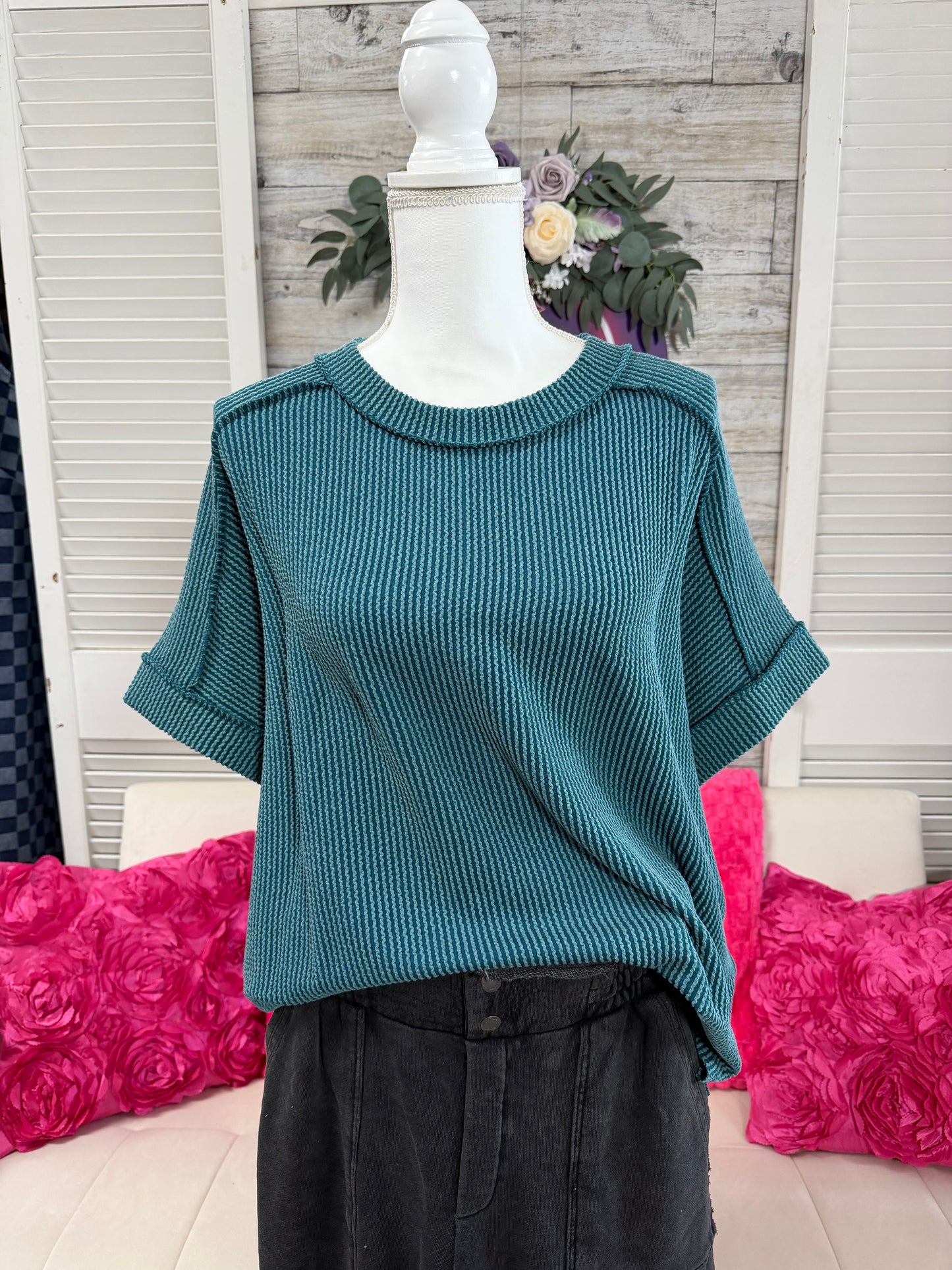 Raised rib cuff raw edge top Zenana