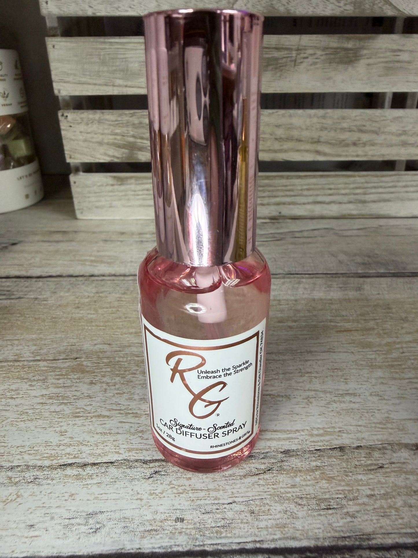 Rhinestone and grit car diffuser spray