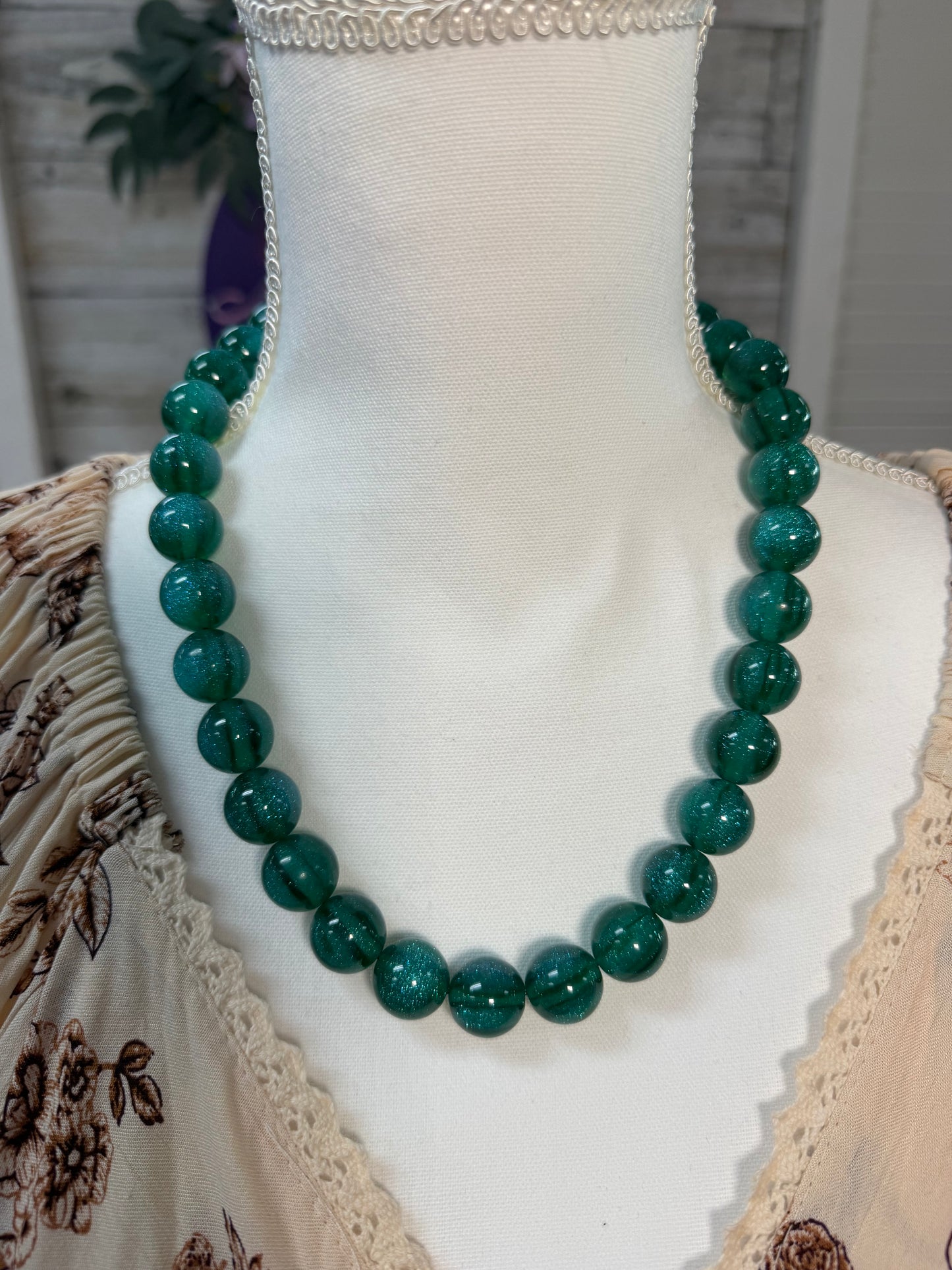 Chunky Round glitter bead necklace with earrings