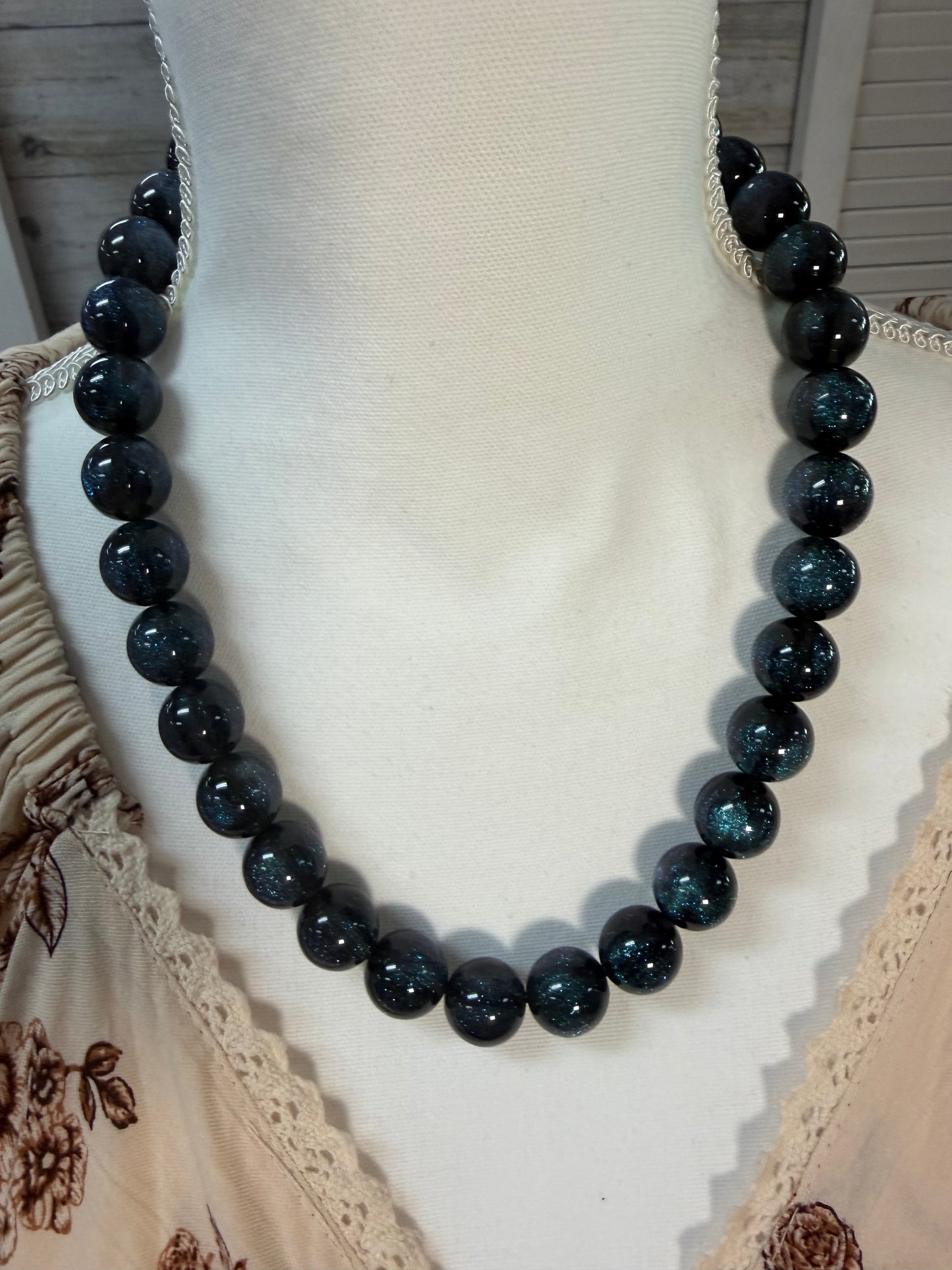 Chunky Round glitter bead necklace with earrings