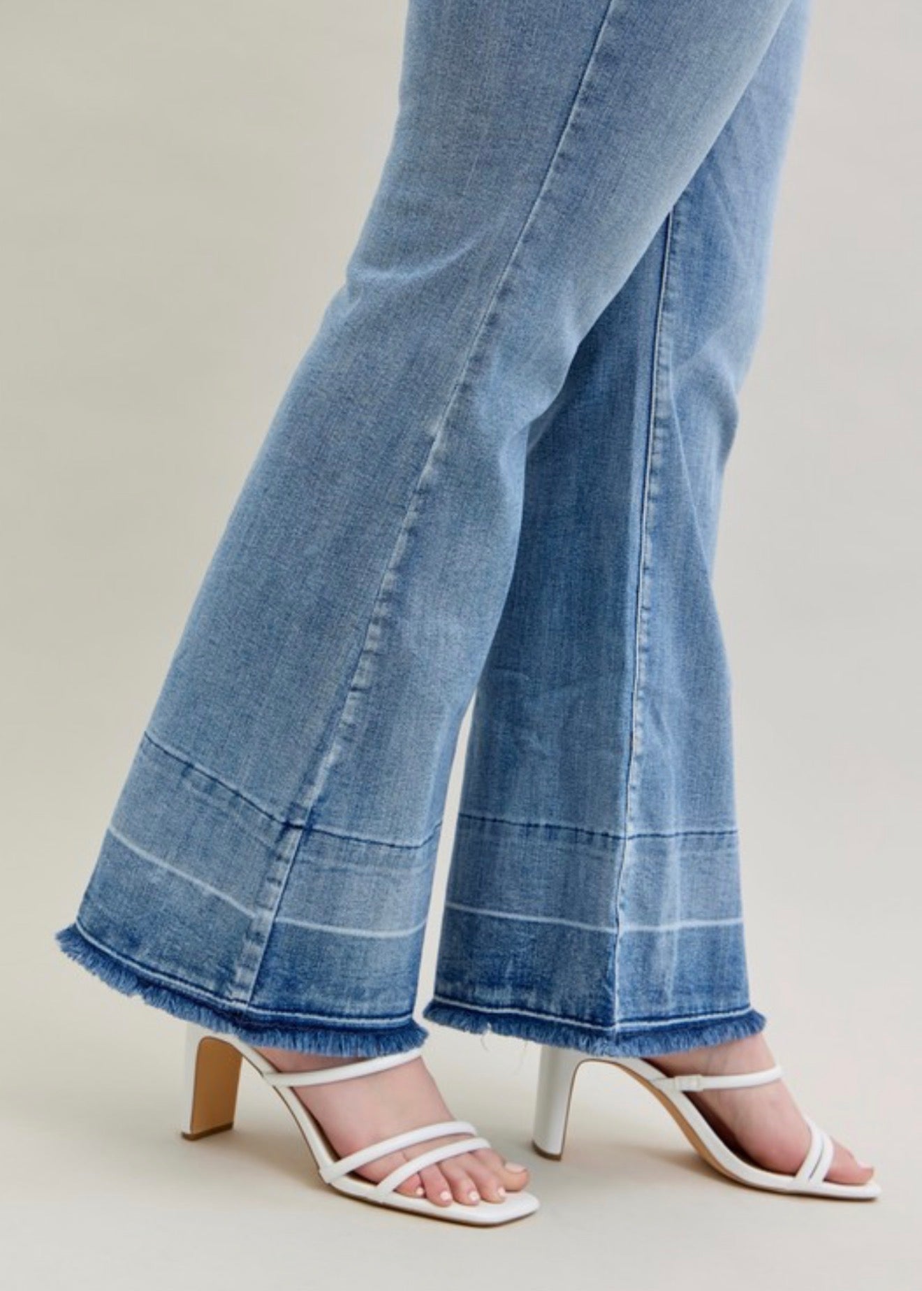 Curvy Tummy control w release hem flare Judy Blue