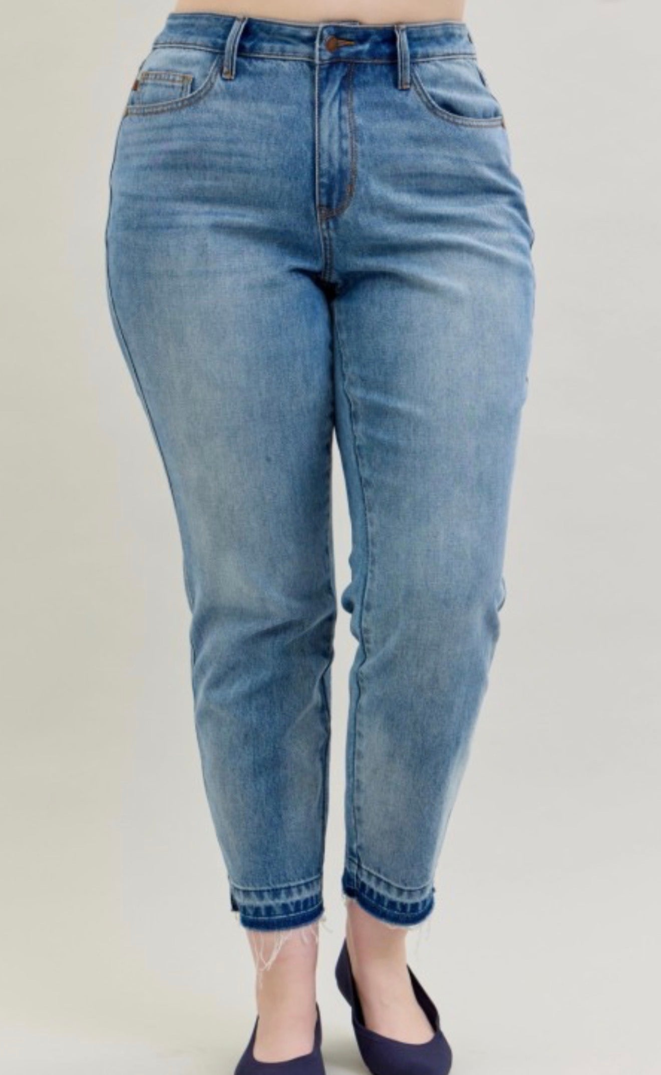 Curvy Rigid magic release hem BF  Judy Blue