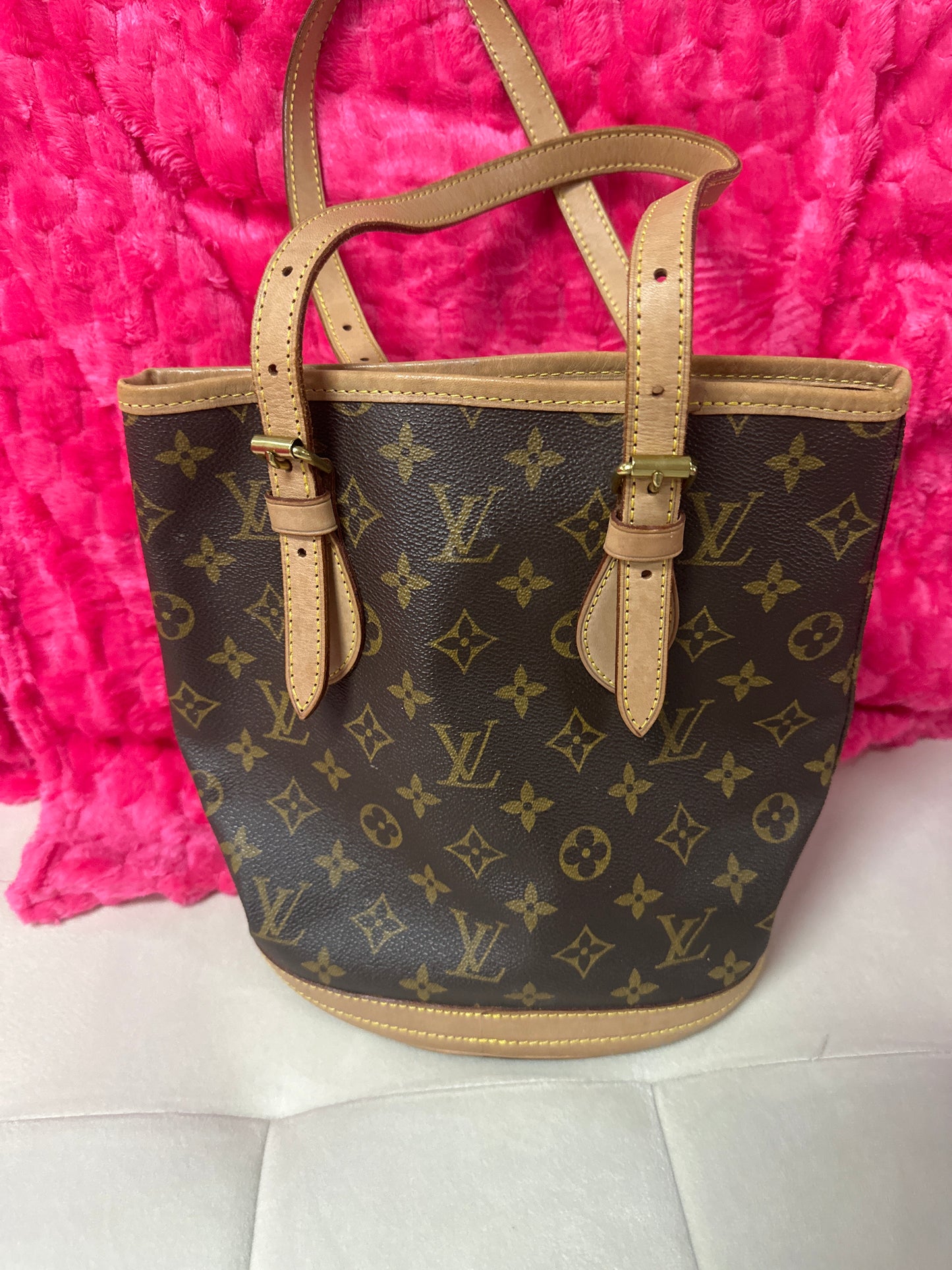 LV PM bucket #104
