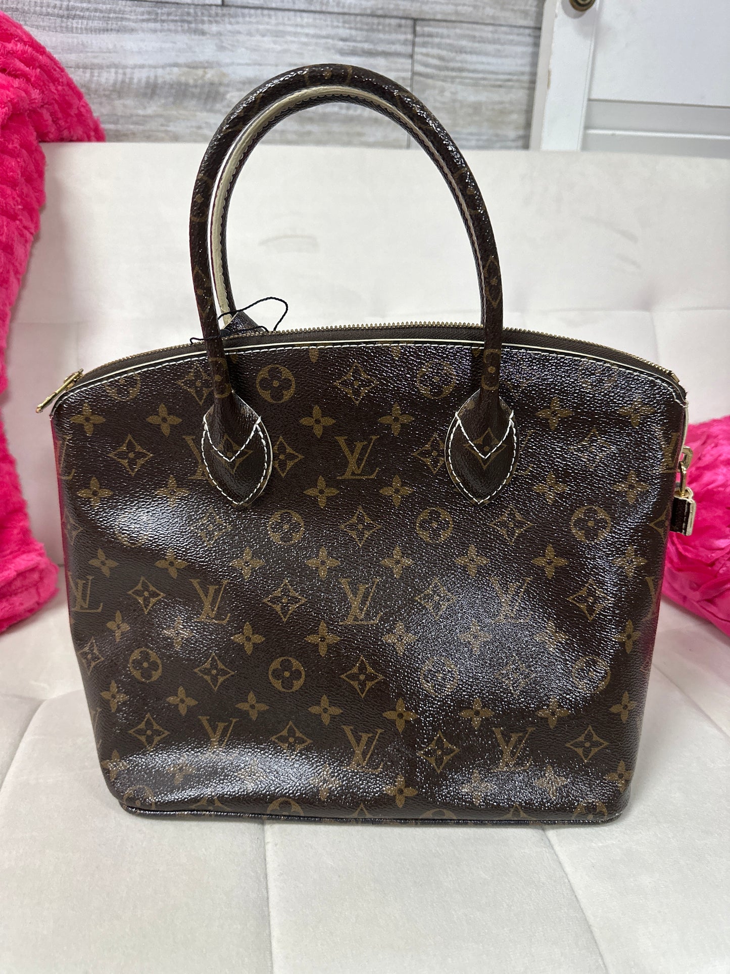 Pre loved LV Lockit collectors #61
