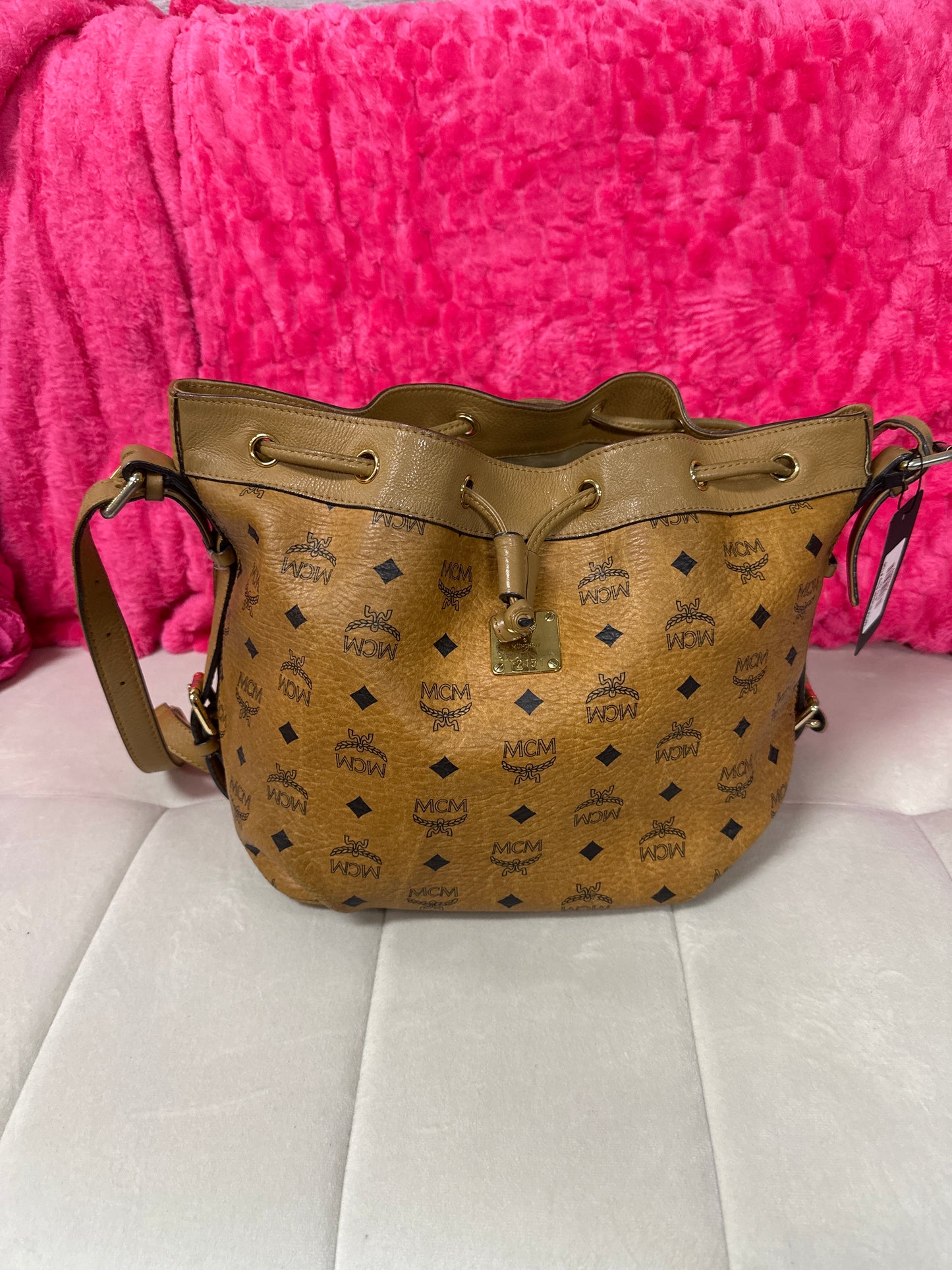 MCM Bucket Bag #106