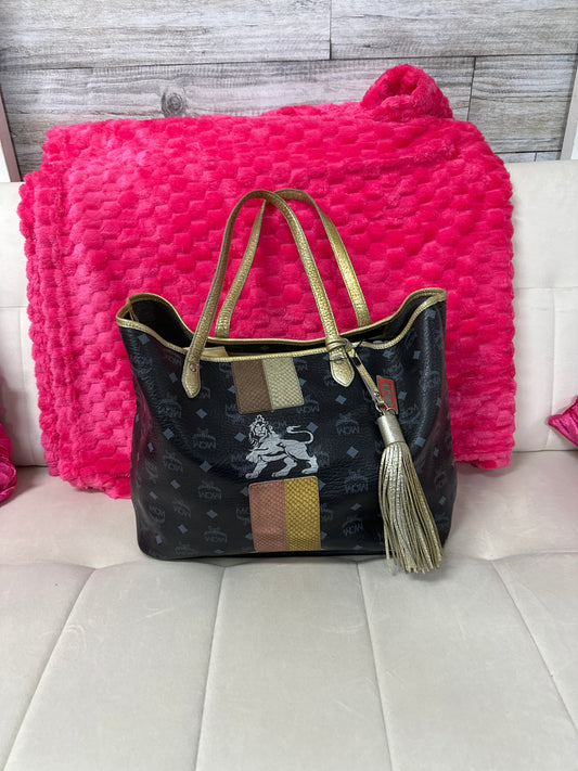 MCM lg tote #114
