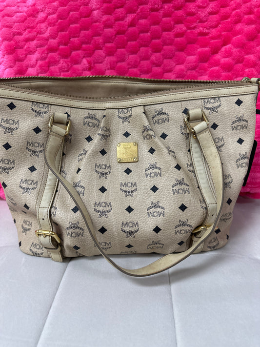 Pre Loved MCM #20