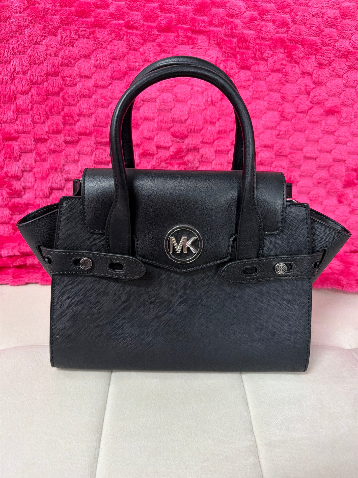 Micheal kors black top handle w crossbody strap